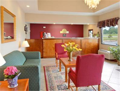 Days Inn Sandersville المظهر الداخلي الصورة